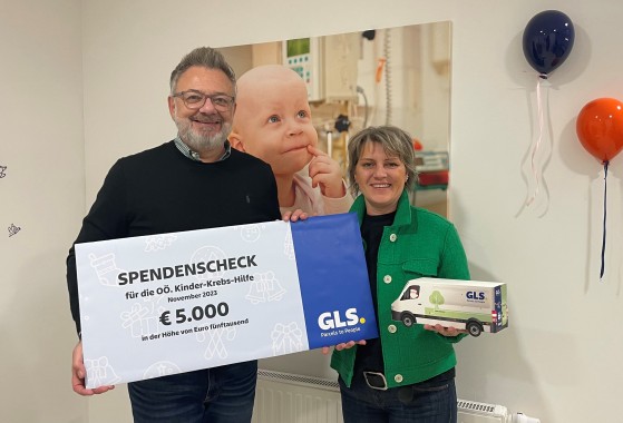 Scheckübergabe-GLS-an-OÖ-Kinderkrebshilfe