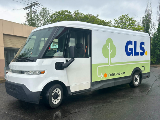 Camion BrightDrop GLS 100% électrique.